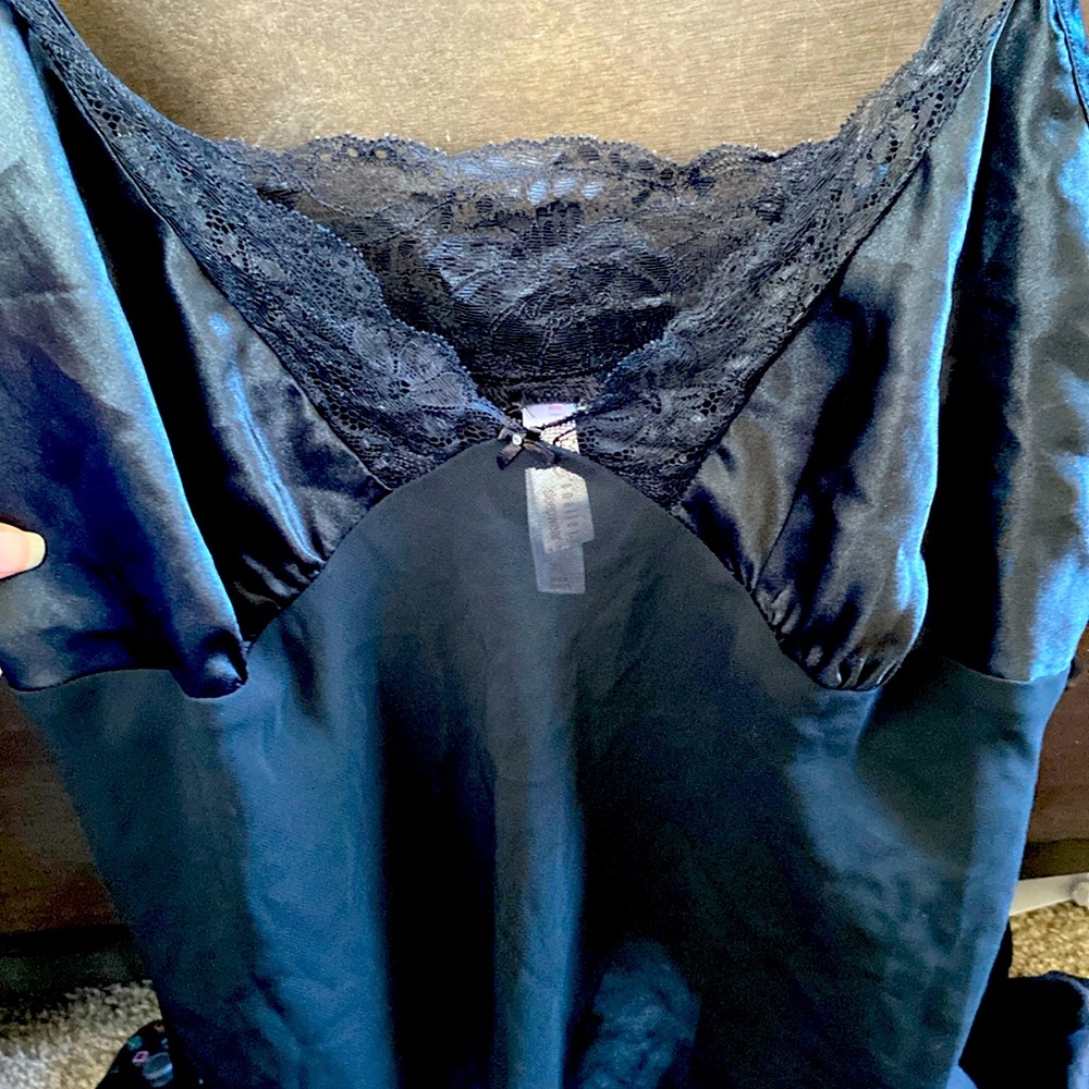 Lingerie see-through black with ruffles and bows size XL
